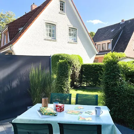 Manuela Og, Halligweg *