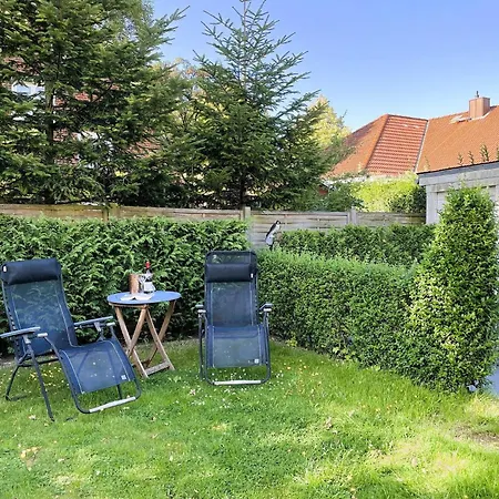 Manuela Og, Halligweg Daire